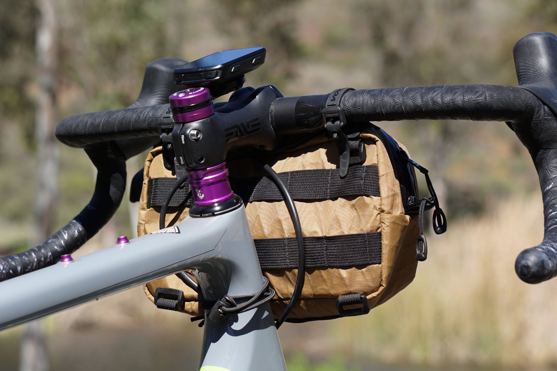 Swift Industries Kestrel Handlebar Bag Review — Gravelstoke